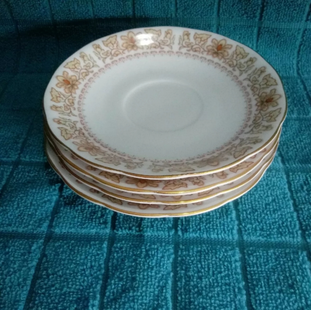 Nanjing Pagoda Porcelain saucers set of 4